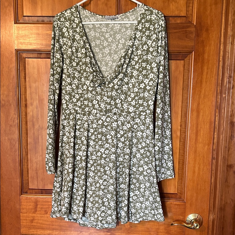 White Birch Olive Floral Long Sleeve Dress